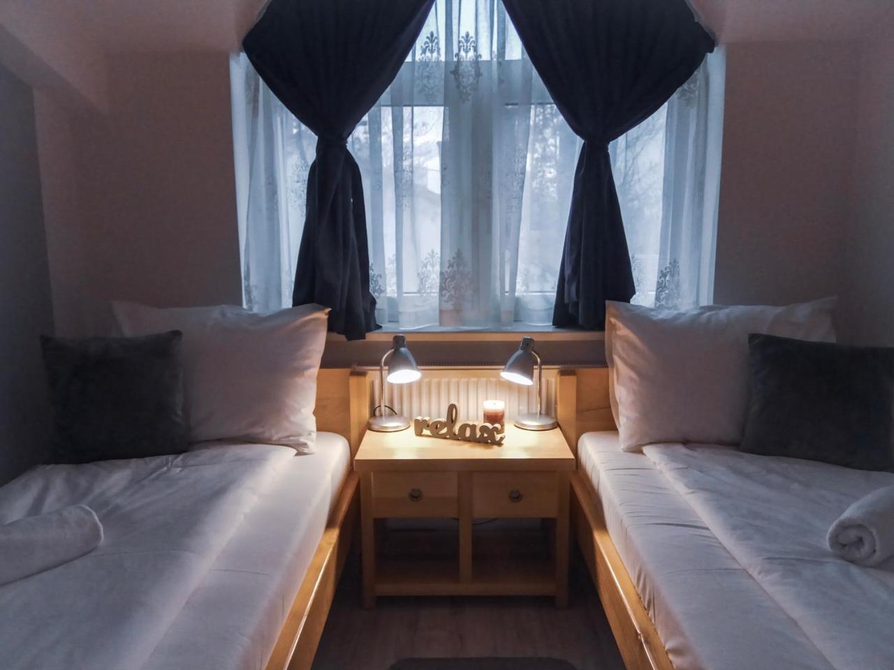 Bloom Inn Ni Exteriör bild